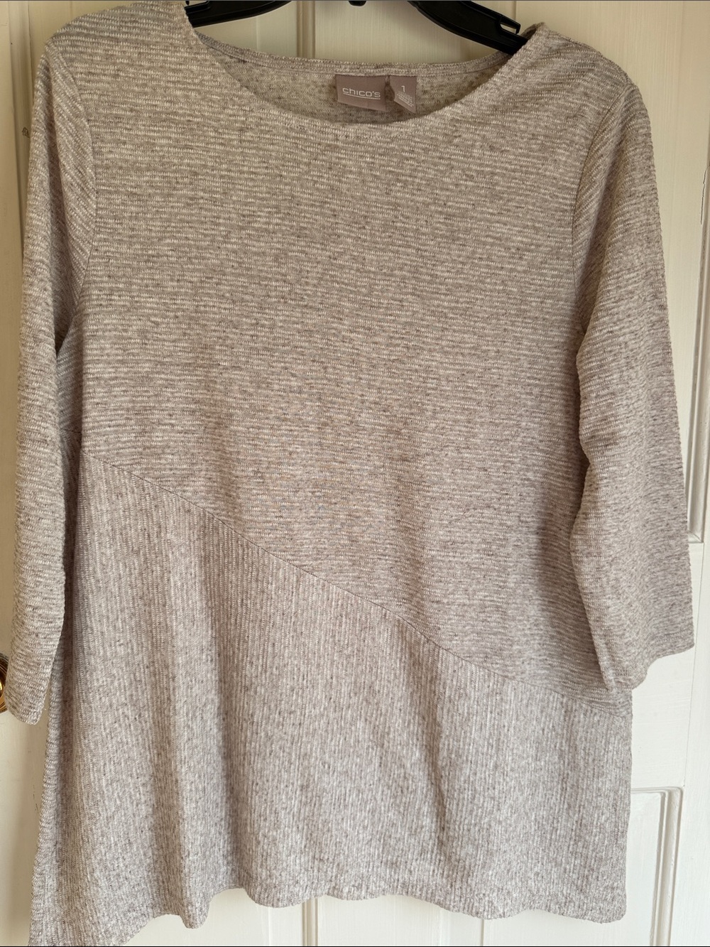 Chico's Taupe Heathered Knit 3/4 Sleeve Top